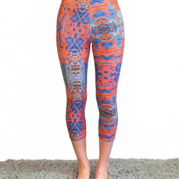 Graffiti High Rise Compression Yoga Pants Leggings Limited Edition - Picture 3 of 8